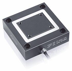 PI P-622.1CD Positioning system based on piezoelectric actuators with a travel range of up to 250 µm and a repeatability of around 1 nm.