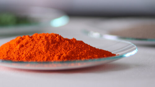 ピエゾセラミック材料